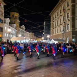 Paljenje božićne rasvjete na Korzu