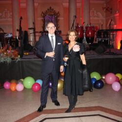 Humanitarni karnevalski gala party