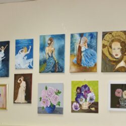 Izložba slika Žene i cvijeće u UABA Rijeka