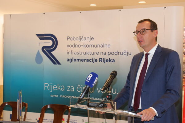 Potpis ugovora Aglomeracija Rijeka za radove na Čavlima i Jelenju