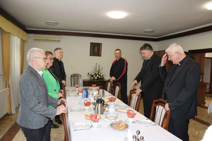 cestitanje uoci Uskrsa u Rijeckoj nadbiskupiji