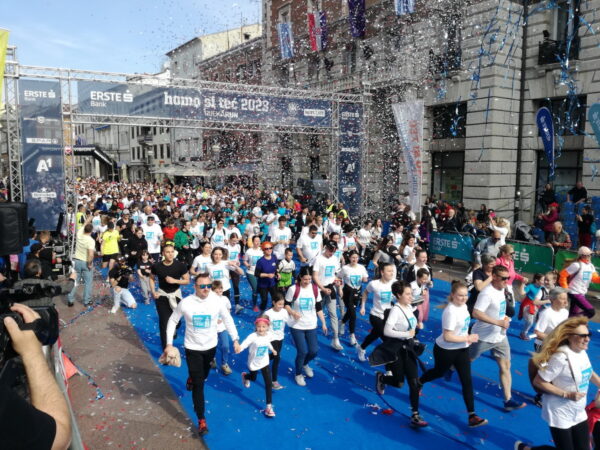 Homo si teć start