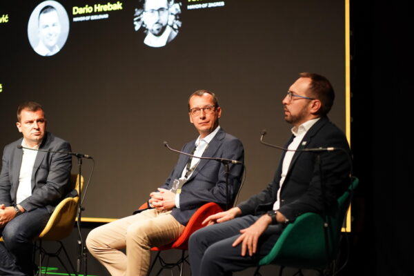 Future Tense konferencija