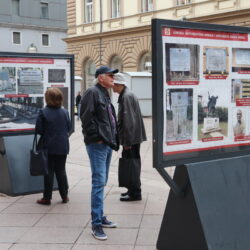 Izložba fotografija antifašistčkih spomenika