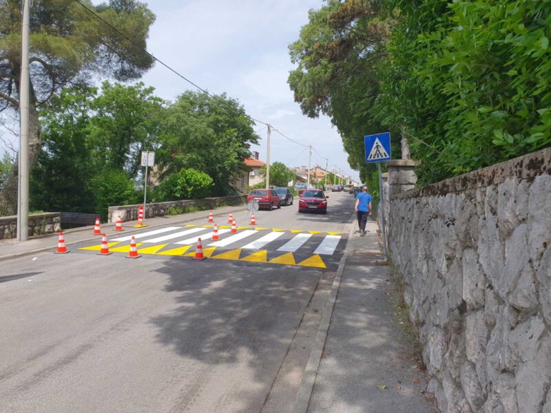 Na Vojaku postavljena uzdignuta ploha