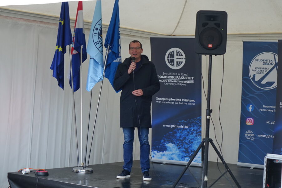 Regata u morskom veslanju