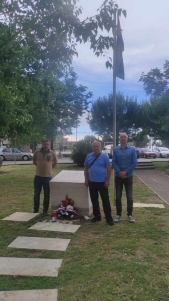 Vijeće MO Gornji Zamet na spomeniku palim braniteljima Domovinskog rata