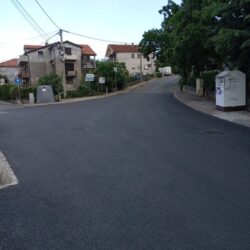 Radovi na asfaltiranju prometnica na Gornjem Zametu