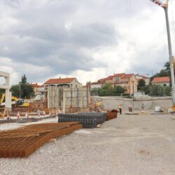 Polaganje vremenske kapsule u temelje novog Tehničko servisnog centra Autokluba Rijeka na Rujevici