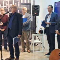 Izložba Arhitektura. Od Rijeke do Beča foto Velid Đekić