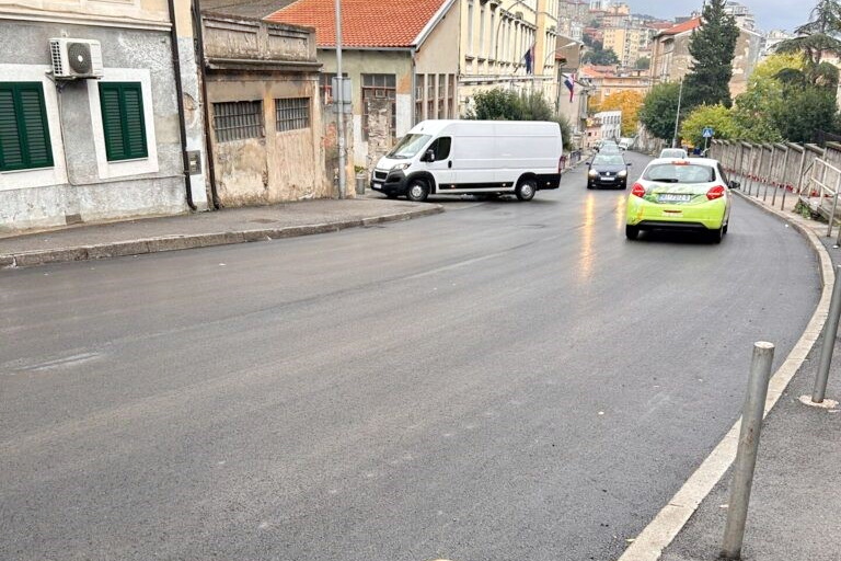 Novi asfalt u Vukovarskoj