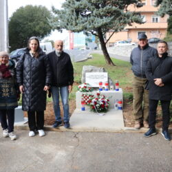 Otkrivanje spomenika braniteljima na Podmurvicama