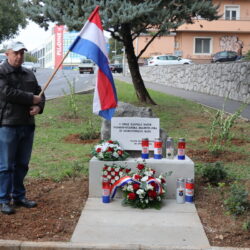 Otkrivanje spomenika braniteljima na Podmurvicama