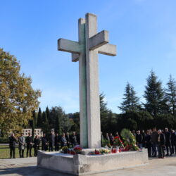 Polaganje vijenaca Dan sjećanja na žrtve Domovinskog rata