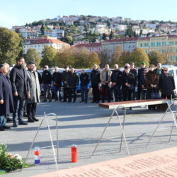 Polaganje vijenaca Dan sjećanja na žrtve Domovinskog rata