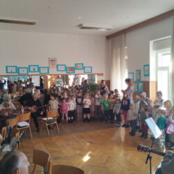 koncert djeca DV Bulevard i Klub starijih osoba Bulevard