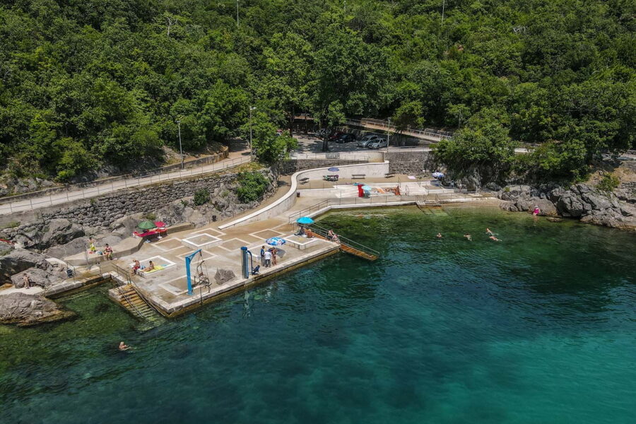 Plaža za osobe s invaliditetom Kostanj