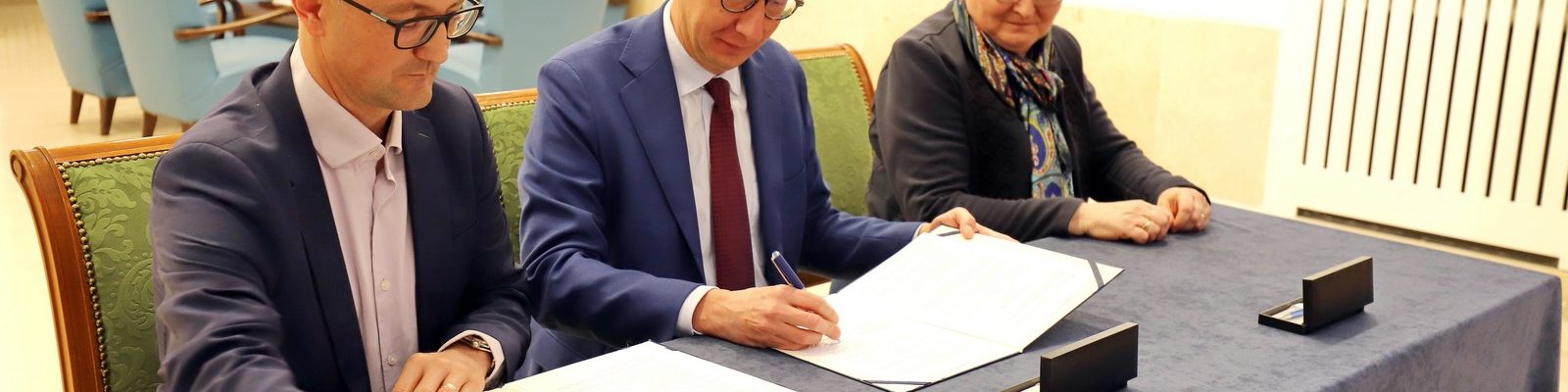 Potpis ugovora o financiranju projekata i programa u zdravstvenoj zaštiti i socijalnoj skrbi