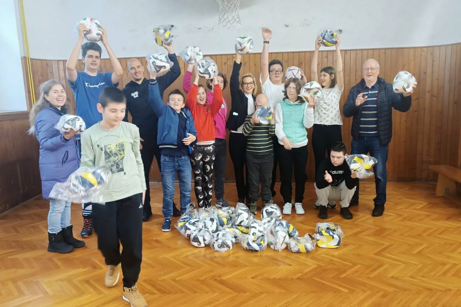 Donacija lopti Centru za odgoj i obrazovanje Rijeka