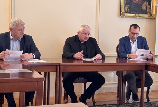 Sastanak u Nadbiskupiji