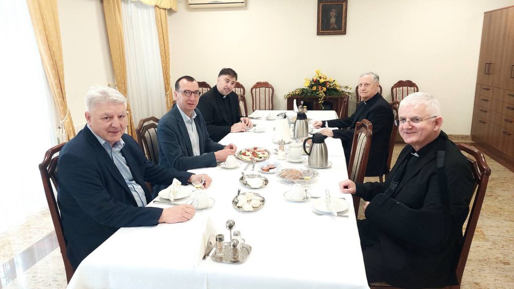 Preduskrsni doručak Nadbiskupa, Župana i Gradonačelnik