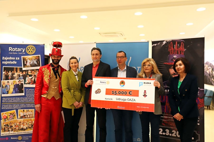 Primopredaja donacije s Bala