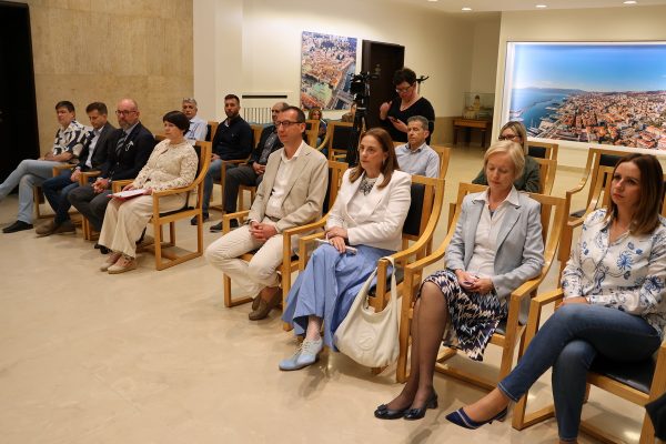 Ugovori za dogradnju dječjeg vrtića Galeb