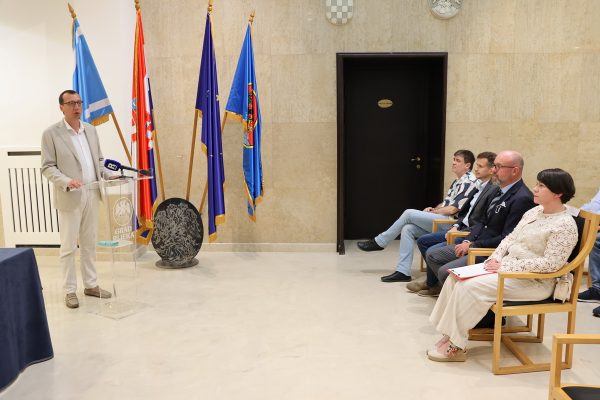 Ugovori za dogradnju dječjeg vrtića Galeb