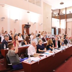 Suzdržani vijećnici - Konstituirajuća sjednica Gradskog vijeća lipanj 2025