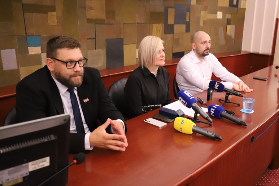 Konferencija za medije Iva Rinčić, Vedran Vivoda i Aleksandar-Saša Milaković