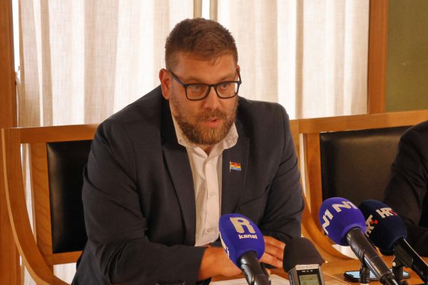 Konferencija za medije gradonačelnice Rinčić i zamjenika Vivode i Milakovića (4)