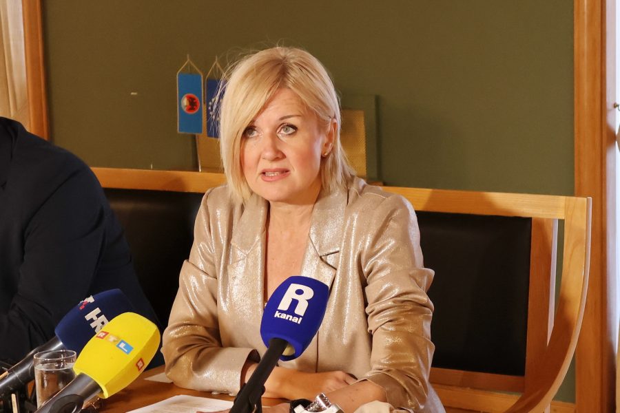 Konferencija za medije riječke gradonačelnice Ive Rinčić