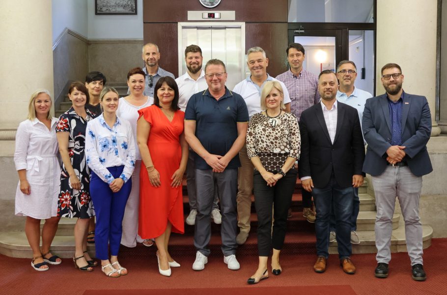 https://www.rijeka.hr/wp-content/uploads/2025/07/Koordinacija-Urbane-aglomeracije-srpanj-2025-13.jpg