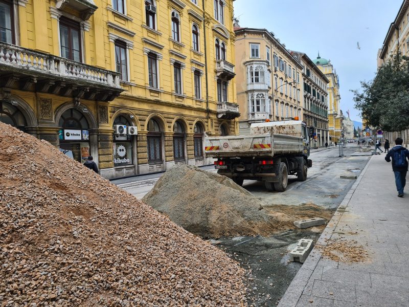 Radovi u Adamićevoj