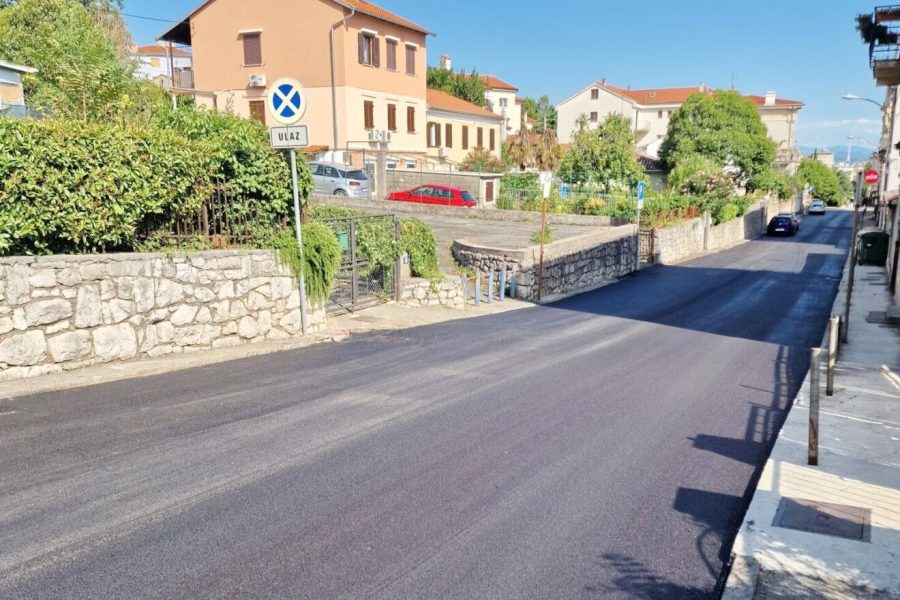 Ulica Braće Branchetta dobila novi asfaltni slojUlica Braće Branchetta dobila novi asfaltni sloj