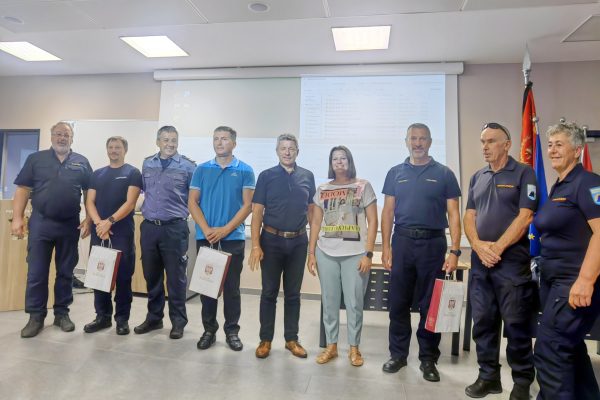 Zajednička slika sa županom Igorom Marentičem, SEPORA