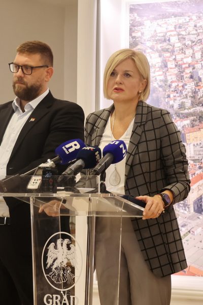 Konferencija za novinare, Rinčić 100 dana