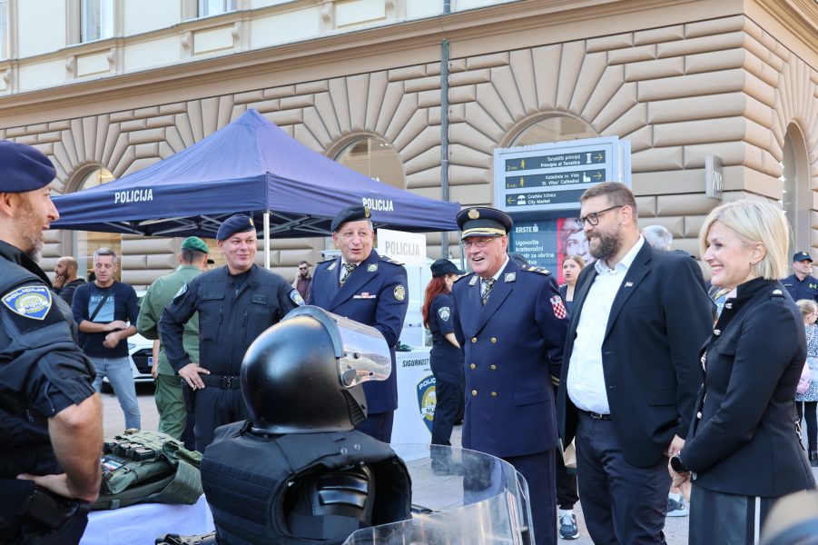 Obilježen Dan policije na Korzu