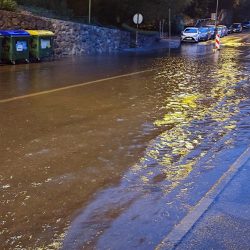 Poplave nakon velikih oborina 1