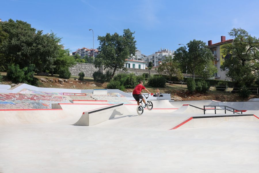 Skate park Krnjevo