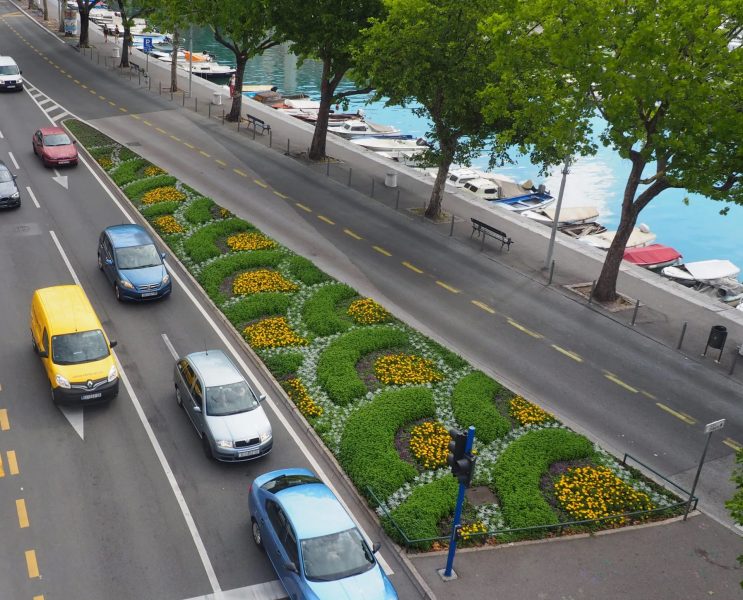 cvjetna gredica Jelačićev trg