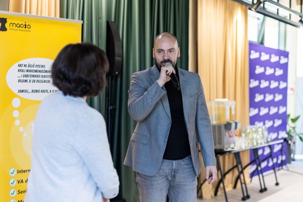 eduza_show_unplugged