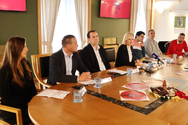 Najava Rijeka Adventa