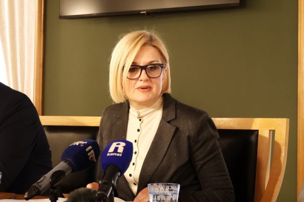 Rincic, Milakovic i Vivoda konferencija za novinare 