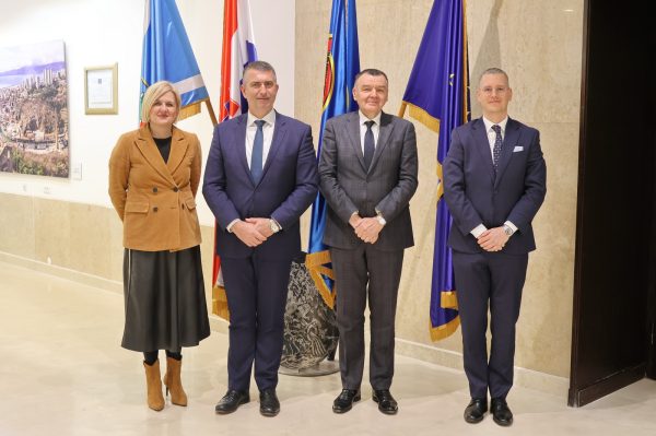 Posjet veleposlanika Mađarske 