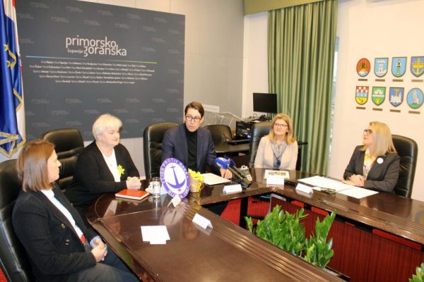 Dan mimoza, najavna konferencija