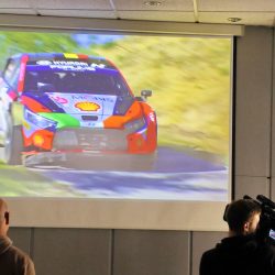 Na tiskovnoj konferenciji povodom najave WRC Croatia Rallyja 2026 sudjelovali su i Marin Frčko, dopredsjednik Organizacijskog odbora WRC Croatia Rallyja 2026, zamjenik primorsko-goranskog župana Robert Matić, Vedran Vivoda, zamjenik gradonačelnice Rijeke, Iva Erceg, pročelnica riječkog Upravnog odjela za odgoj i obrazovanje, kulturu, sport i mlade, Vice Nekić, predsjednik Gradskog vijeća Senja, Nada Prodan Mraković, pročelnica za turizam Istarske županije te Alessandra Ban, pročelnica za turizam i poduzetništvo Primorsko-goranske županije.