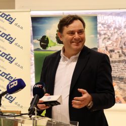 Potpisivanje ugovora za nove autobuse Autotroleja