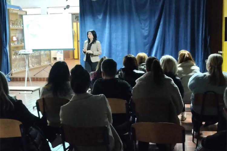Predavanje o zloporabi novih tehnologija