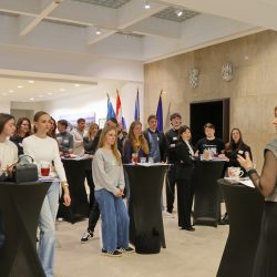 Čaj s gradonačelnicom , Grad po mjeri mladih